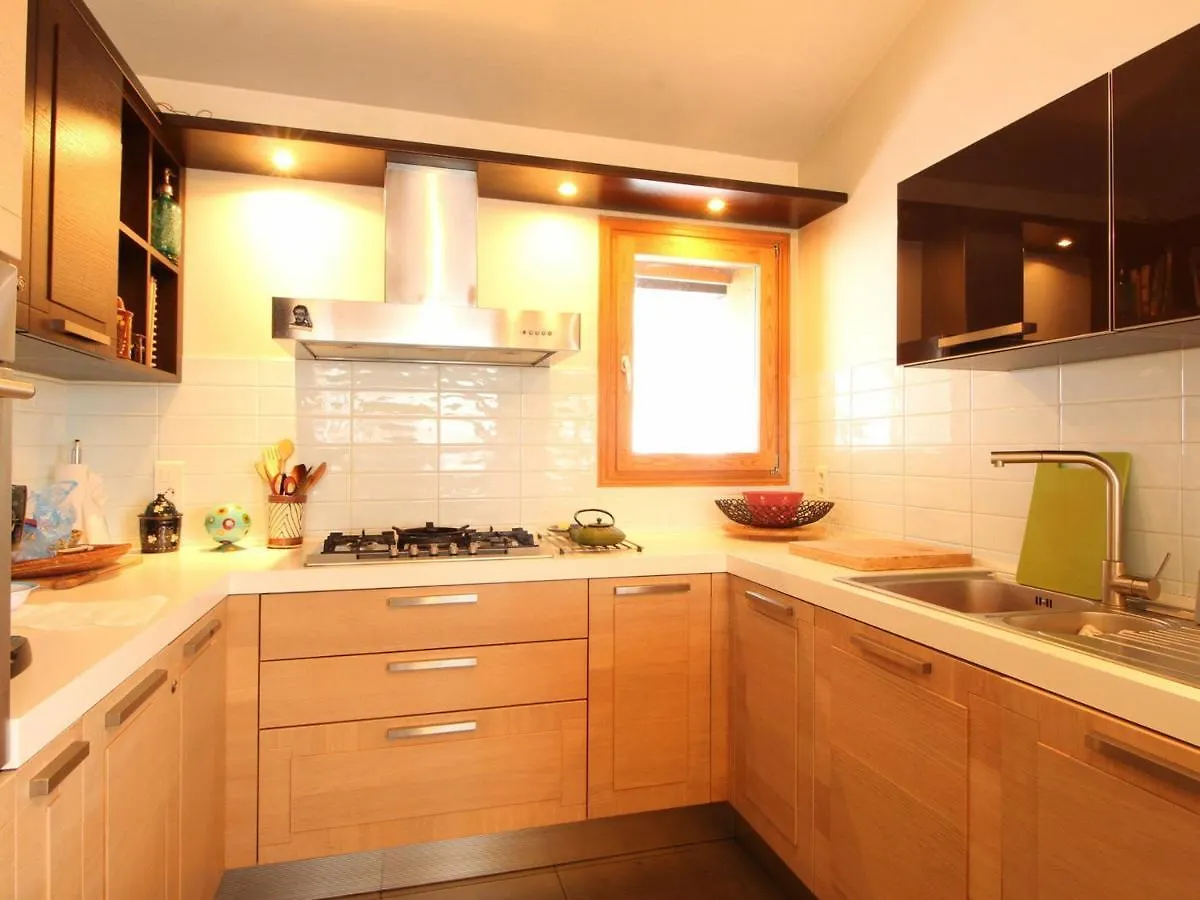 Chalet Araches-La-Frasse, 5 Pieces, 8 Personnes - Fr-1-572-33 Villa Les Carroz d'Araches